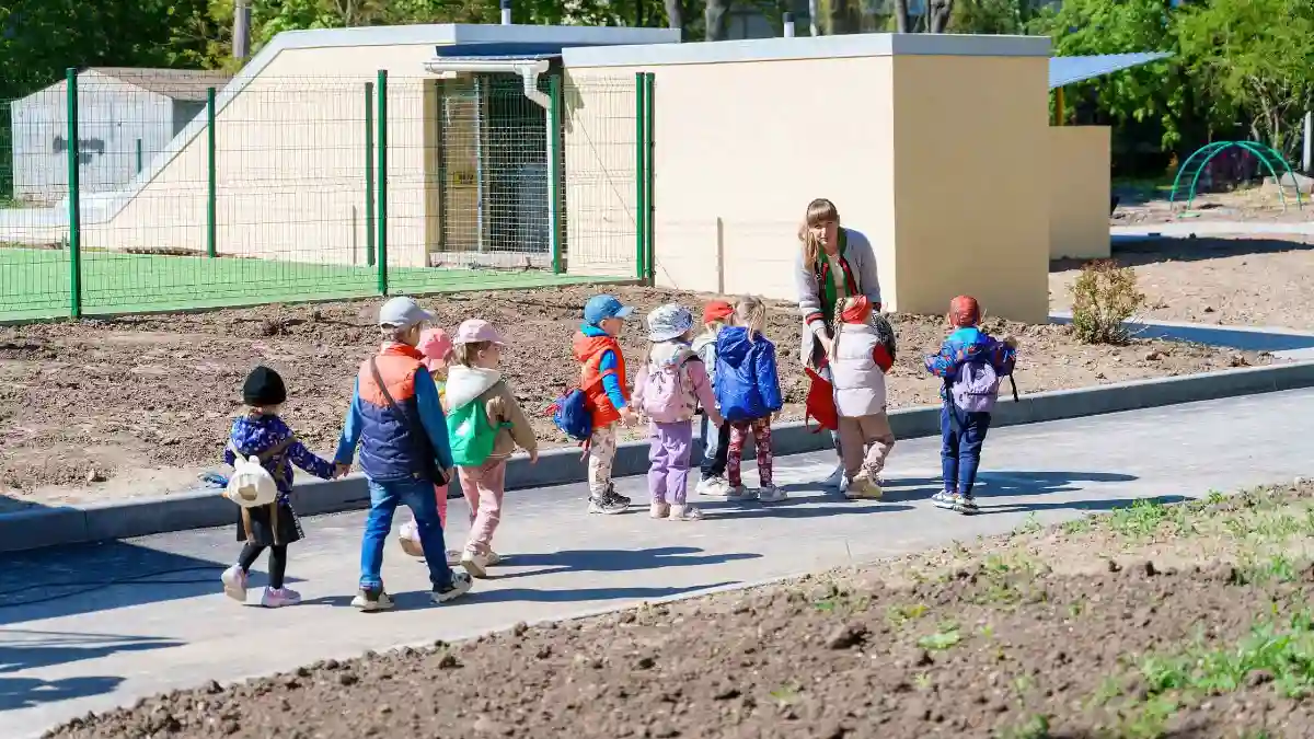 У вінницькому дитсадку №60 відкрили повноцінне укриття з підйомником і кінотеатром У вінницькому дитсадку №60 відкрили повноцінне укриття з підйомником і кінотеатром