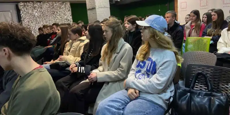 У Вінниці провели тренінг для молоді про поважну комунікацію з ветеранами
